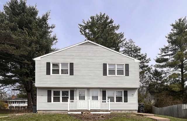 Remodeled Townhome Blocks from Penn State! photos photos