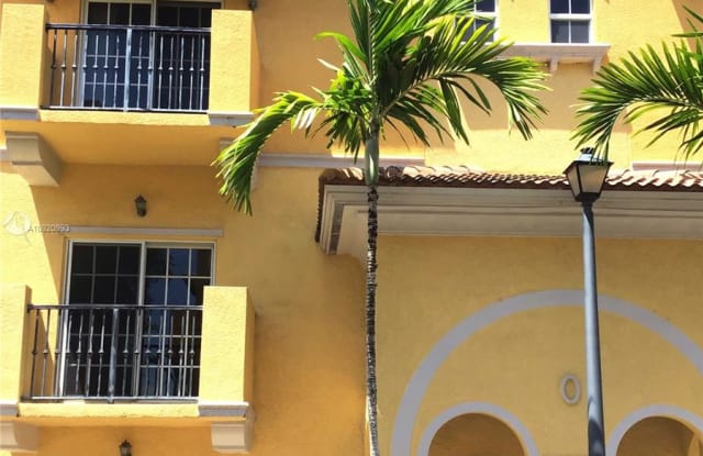 2504 SW 14th Ave - 2504 Southwest 14th Avenue, Fort Lauderdale, FL 33315