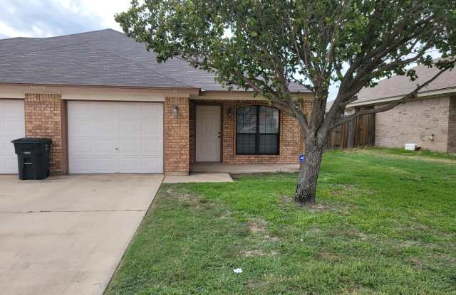 3601 Dustin Court Gallery 1