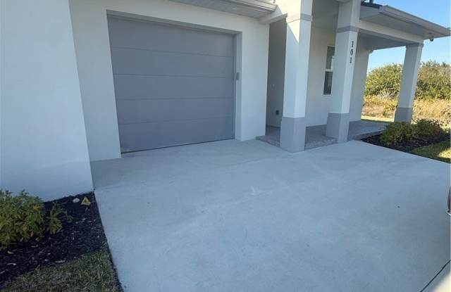 101 Pennfield St photos photos