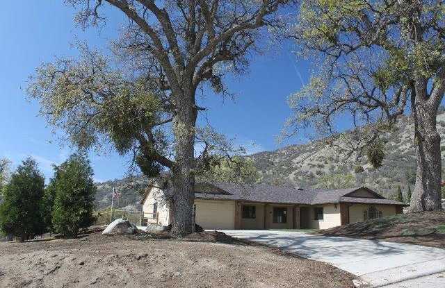 24321 Bay Ct Court - 24321 Bay Court, Bear Valley Springs, CA 93561