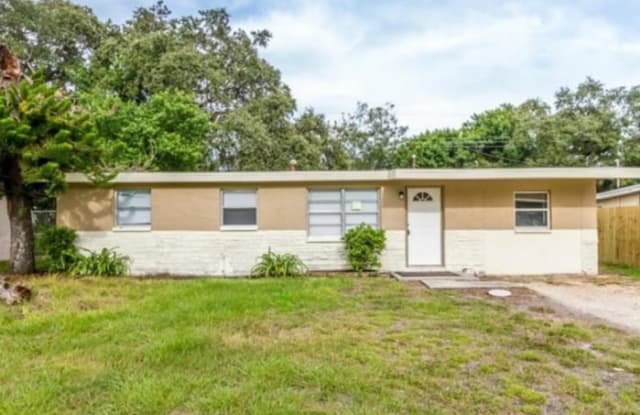 660 11th Place North - 660 11th Pl, Safety Harbor, FL 34695