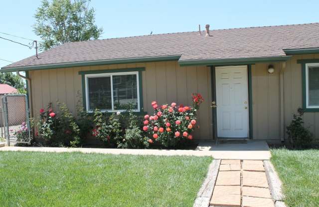 3 bed/2 bath Country living Yucaipa! photos photos