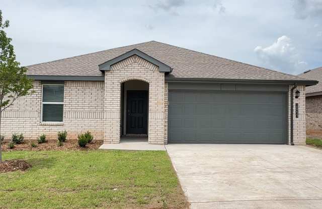 Brand New 4 Bedroom 2 Bath Home in Yukon Schools photos photos