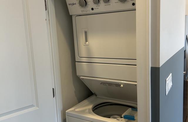 314 S Halsted St photos photos