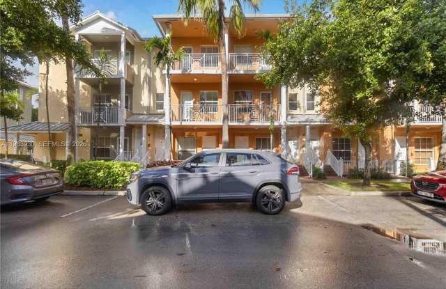 357 SW 13th Ter photos photos