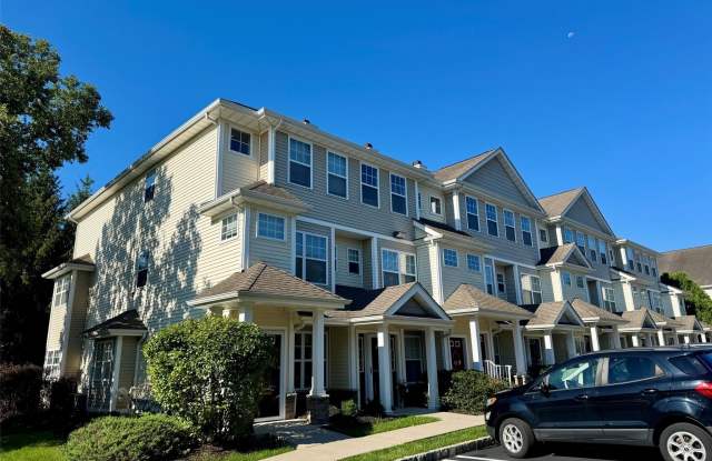 25 Fairways Drive Gallery 3