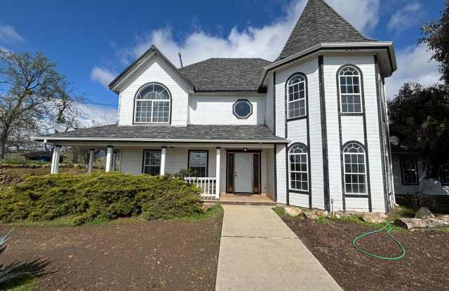 Charming Victorian Retreat on 8 Acres with Stunning Views and Unique Features photos photos
