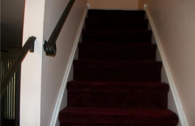 26 YORKSHIRE ROAD Gallery 4