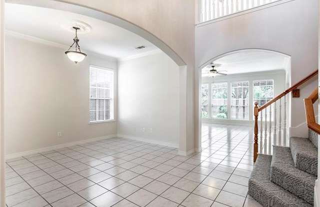 12077 Cobblestone Drive Gallery 3