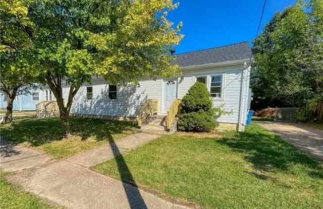 1777 East 37th Street - 1777 East 37th Street, Lorain, OH 44055