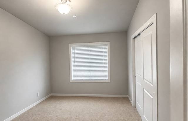 14210 56th Ave S photos photos