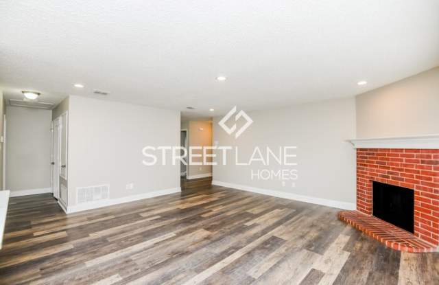 1413 Ridgecrest Drive Gallery 4