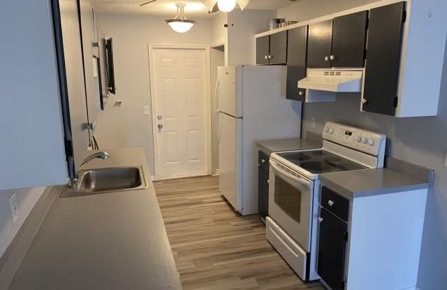 3-bedroom 2 Bathroom Tavares Gallery 1