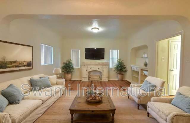 2080 Chestnut Ave. photos photos