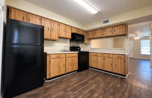 5975 Tullis Drive - 5981 Gallery 3