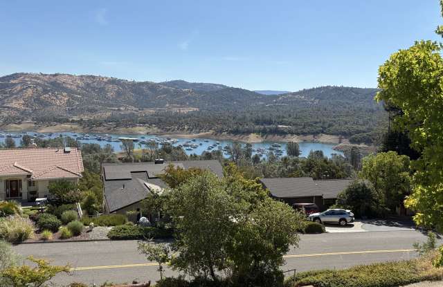 5416 Royal Oaks Dr Gallery 2