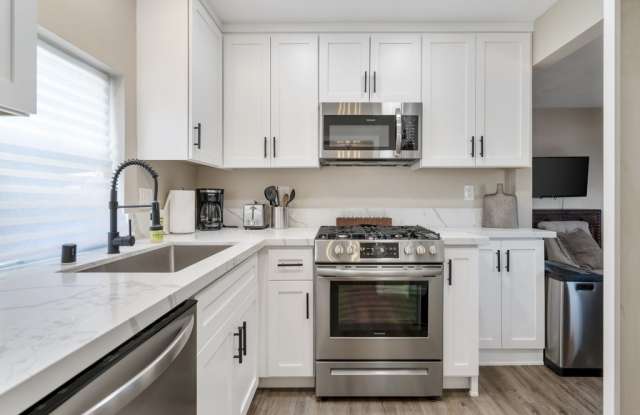 2074 Newton Ave photos photos