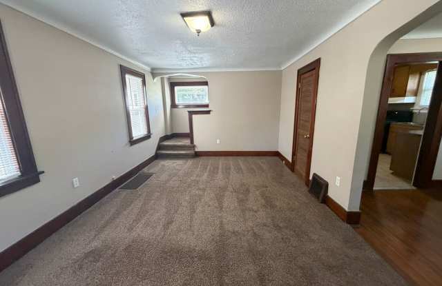 3406 Robinwood Dr- Great Three Bedroom Home With Central Air! Gallery 3