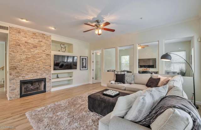 16457 N 103rd Place Gallery 3