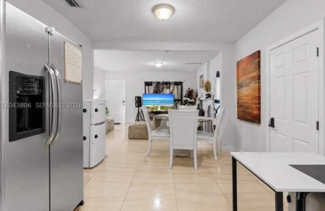 7573 Nw 12th Court Gallery 2