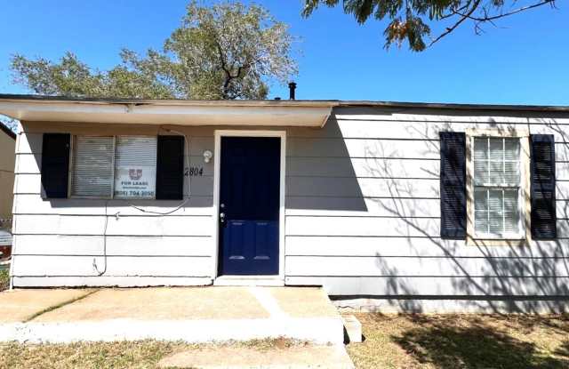 $0 First Month's Rent / $0 Deposit at Move-in photos photos