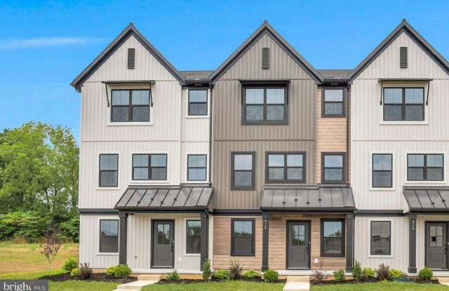 312 Flora Boulevard - 1 Gallery 1