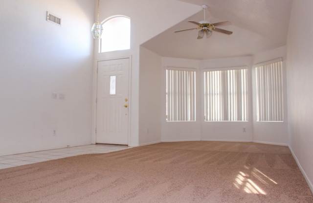 6419 W ADOBE Drive Gallery 3