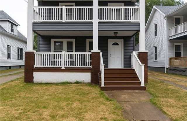 1448 W 84th Street unit: 1 photos photos