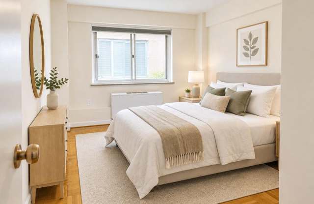5315 CONNECTICUT Avenue NW Gallery 3