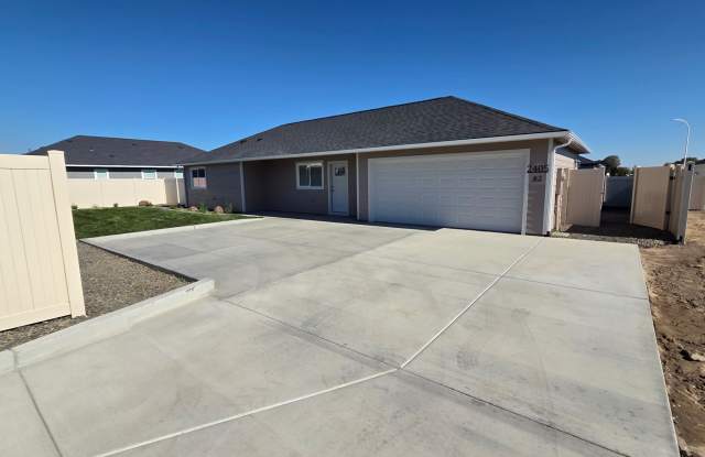 2405 S 47th Ave #2 Gallery 1