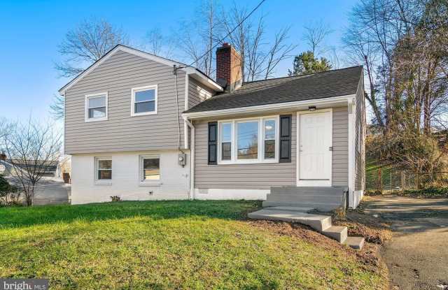 1647 HYLTON Avenue photos photos