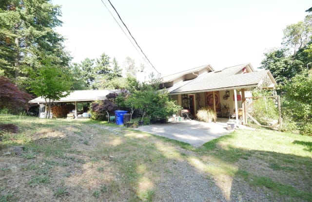 20534 87th Ave SW - 20534 87th Avenue Southwest, Vashon, WA 98070