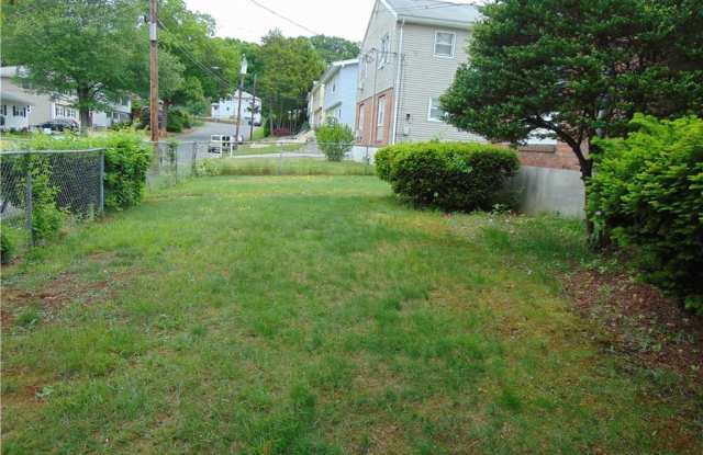 74 Royal Oak Drive Gallery 2