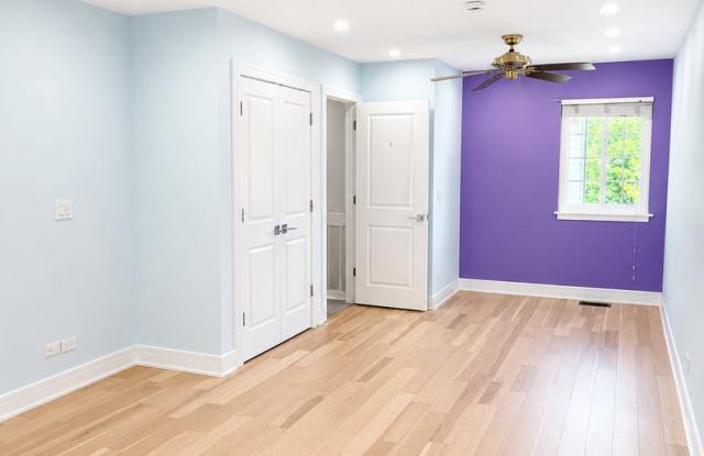3 Bed / 2.5 Bath Townhome in Sussex Square – Streamwood Gallery 4