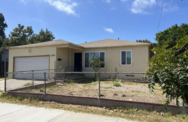 1339 E 4th St photos photos 1339 E 4th St photos photos
