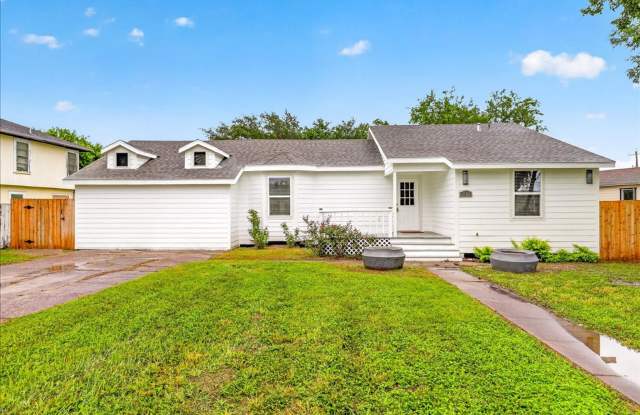 1154 Florida Ave - 3/bedroom 2/bathroom - $1,495/month photos photos