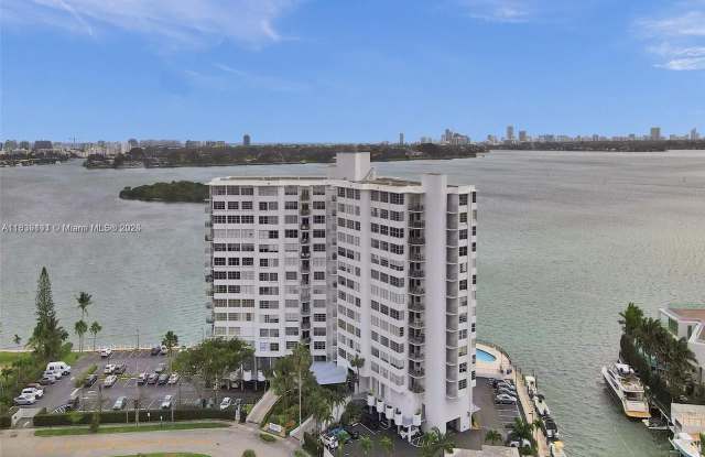 11930 N Bayshore Dr photos photos