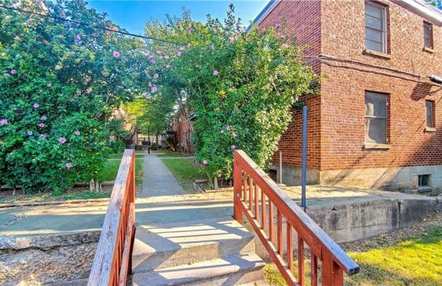 625 Dickson  ST Unit #12 photos photos