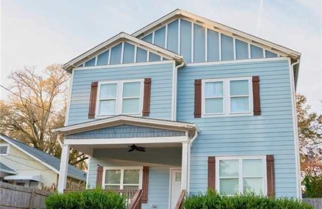 1005 Birch Street SW photos photos