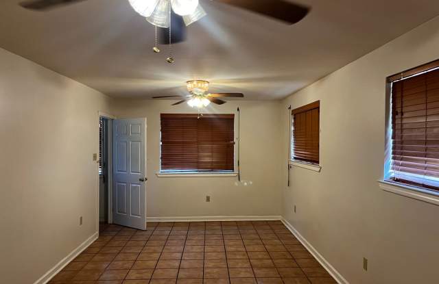 Gentilly Double photos photos