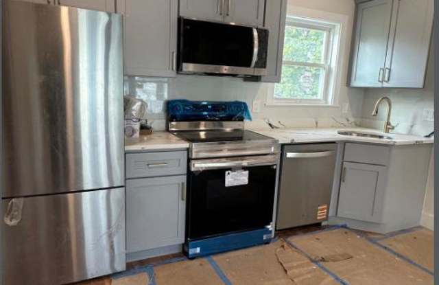 5 Walnut - 5 Walnut Street, Stoughton, MA 02072