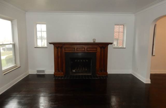 18630 Greenlawn St Gallery 2