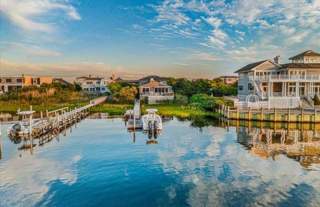 192 DUNE RD Gallery 3