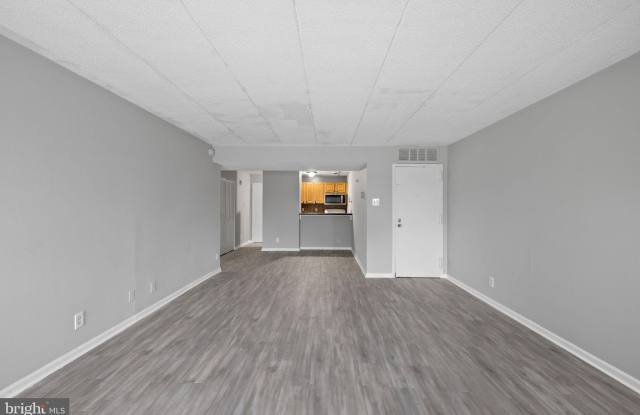 2605 HUNTINGTON AVENUE photos photos