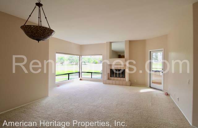 12132-201 Royal Birkdale Row Gallery 4