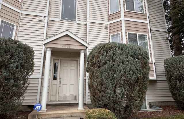 3 bed, 3.5 bath townhome - Rd 68 photos photos