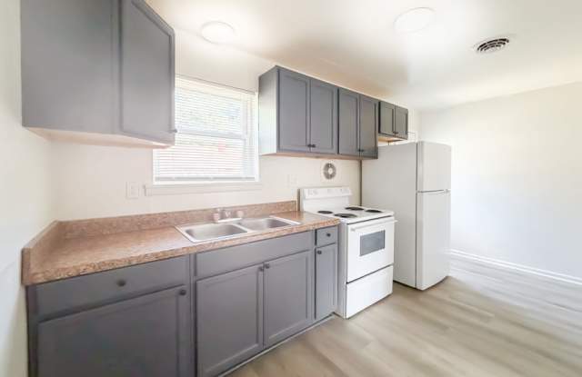 7906 Noel Ct Gallery 2