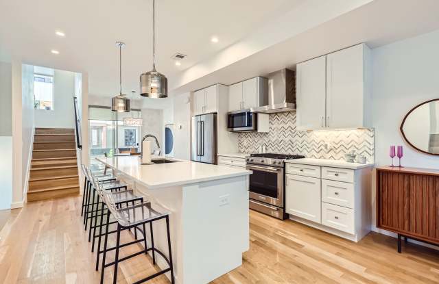 3880 West 13th Avenue photos photos