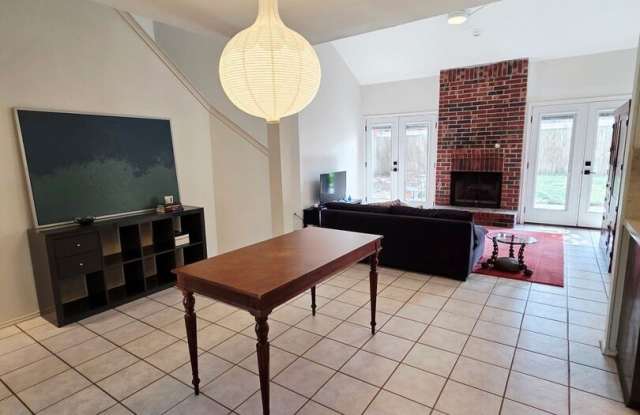 9317 Whisper Pt Gallery 3